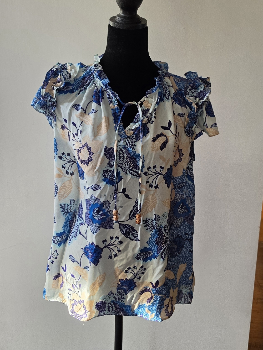 Rose & Olive Blue Floral Ruffle Tie-Front Blouse
